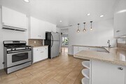 Photo - 4922 64th St