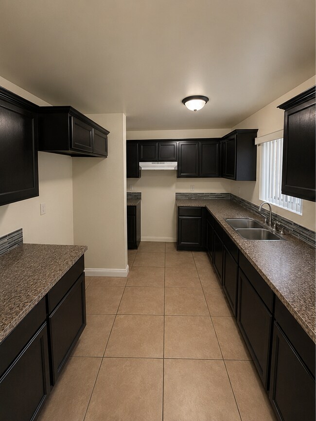 Photo - 435 W 90th St