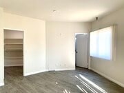 Photo - 2724 Abbot Kinney Blvd Apartment Unit 302