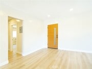 Photo - 2027 Vista Del Mar Ave Unit 6