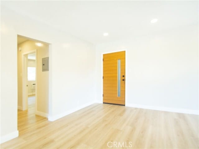 Photo - 2027 Vista Del Mar Ave Unit 6