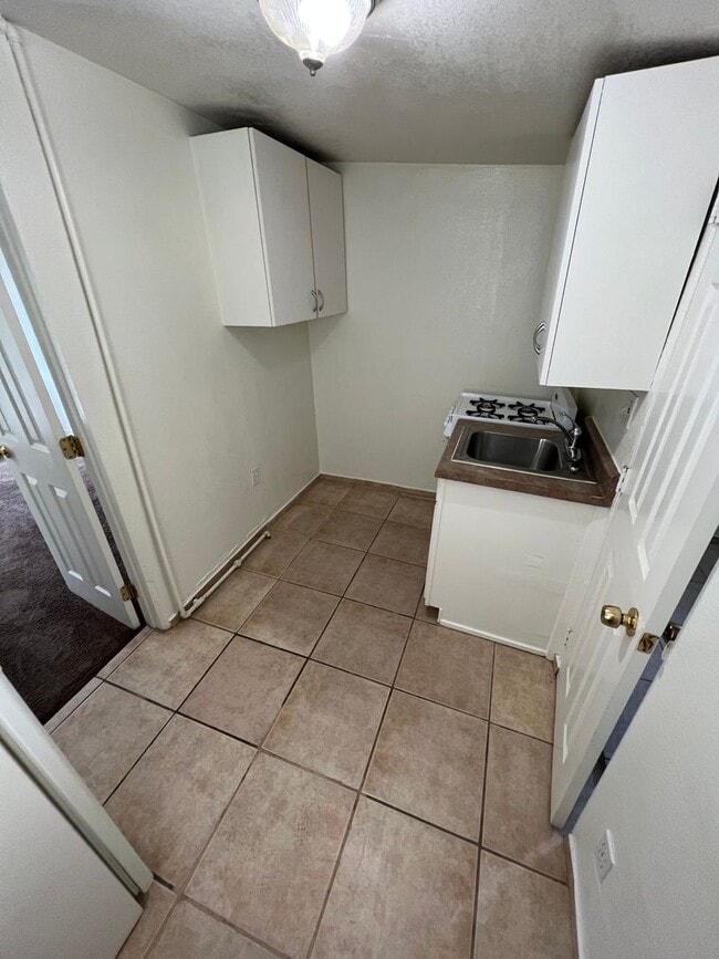 Photo - 10919 Unit STUDIO