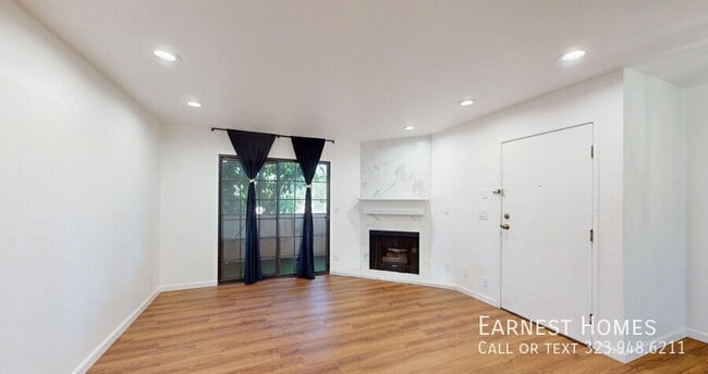 Photo - 10220 De Soto Ave Unit 11