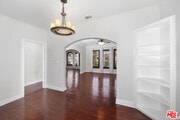 Photo - 1150 S Tremaine Ave