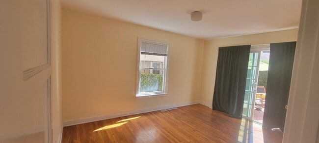 Photo - 1283 Devon Ave Unit 1283