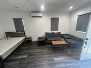 Photo - 19138 Oxnard St