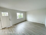 Photo - Beautifully remodeled property located in ... Townhome