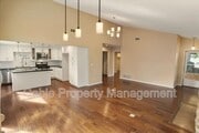 Photo - 15806 Ada St House