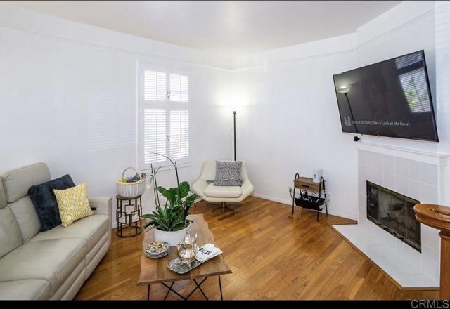 Photo - 820 Diamond St Unit 1