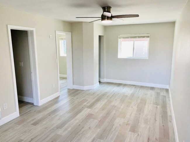 Building Photo - Spacious Studio Apartment Available in the Heart of La Jolla! Unit 1141 Silverado St #114