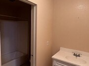 Photo - "Charming 1-Bedroom Retreat in Santa Ana – Perfect for Cozy Living!"