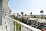 Photo - 100 S Doheny Dr Condo Unit 722