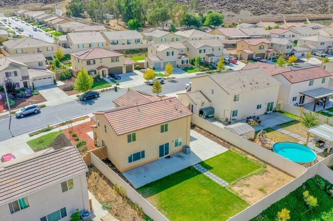 Photo - 32184 Rambling Ct