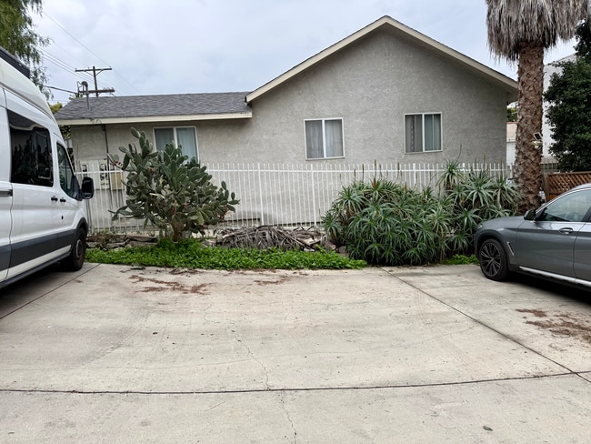 Designated Parking - 4228 Lockwood Ave Unit 2