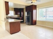 Photo - BEAUTIFUL AND SPACIOUS 3BD/2BA SINGLE FAMI... House