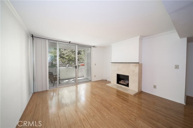 Photo - 5325 Newcastle Ave