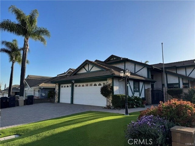 Building Photo - 5139 Via Del Valle St