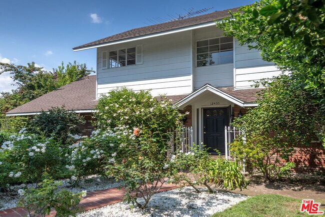 Photo - 12455 Sarah St