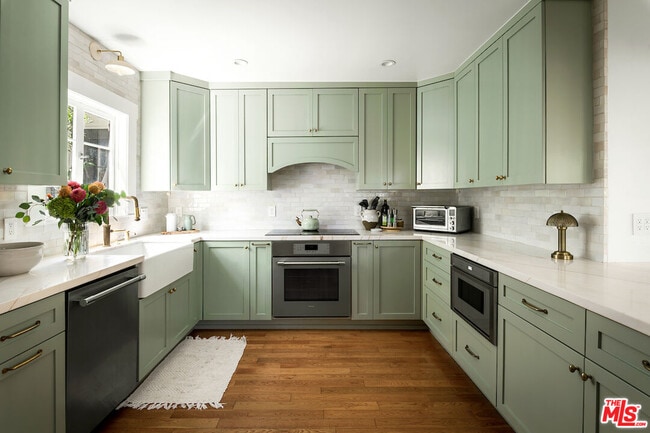 Photo - 3948 Glenalbyn Dr