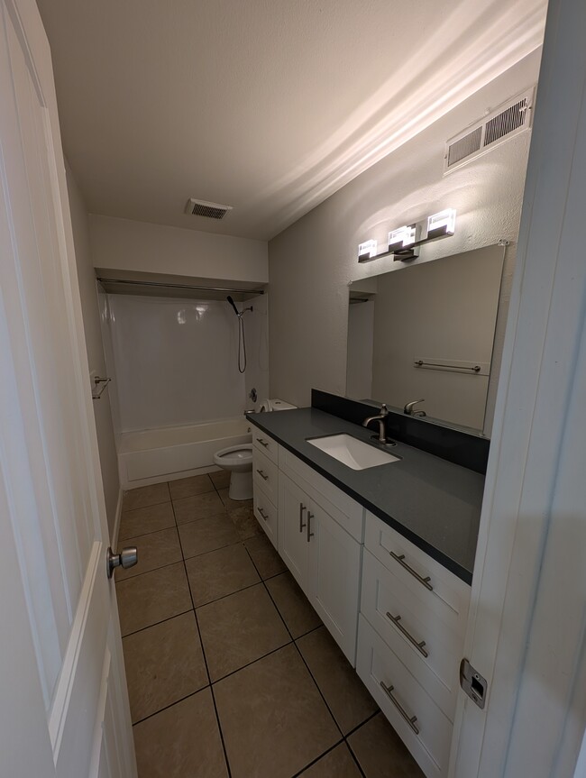 Photo - 7101 Westview Pl