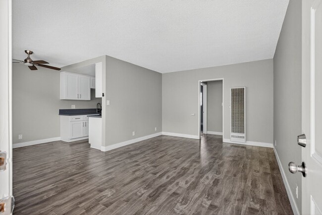 Building Photo - 1106 Pacific Ave Rental