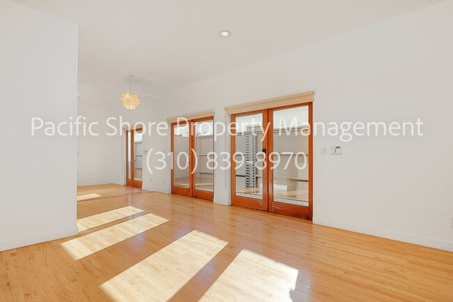 Photo - 543 Rose Ave Unit 545 1/2