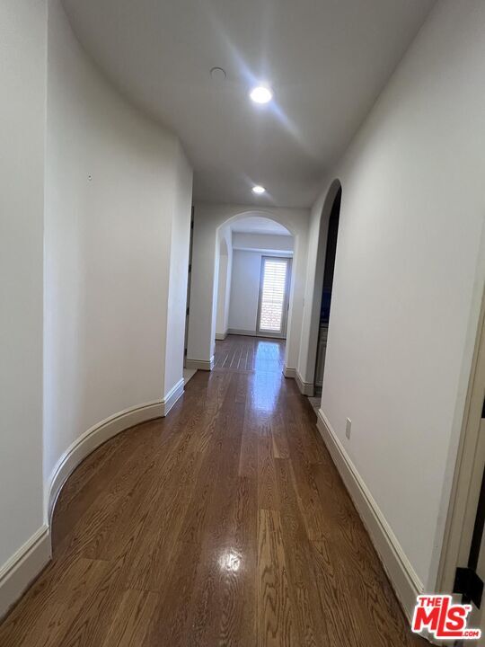 Photo - 137 S Spalding Dr Unit 402