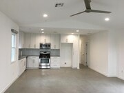 Photo - 455 N Cypress St House
