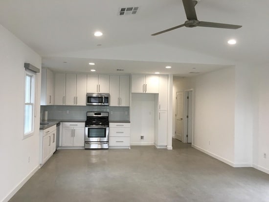 Photo - 455 N Cypress St