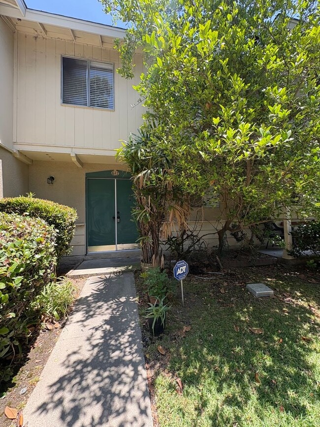 Beautiful 3 Bedroom Condo - Beautiful 3 Bedroom Condo