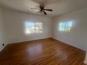 living room - 800 N Mansfield Ave Apartment Unit 800