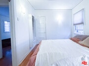 Photo - 1120 20th St Unit front