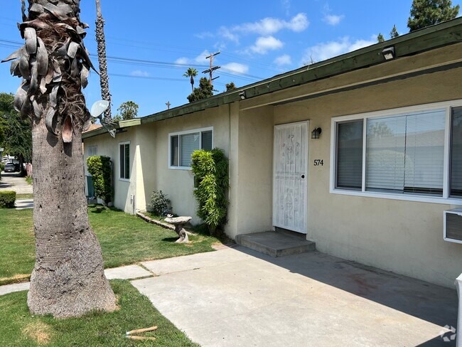 Building Photo - 574 N Wilson Ave Unit 574 Rental