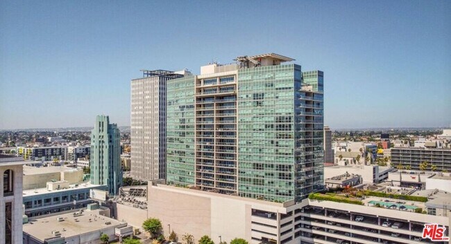 Photo - 3785 Wilshire Blvd Unit 1610