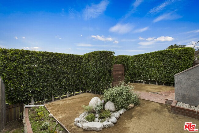 Photo - 5215 Almaden Dr