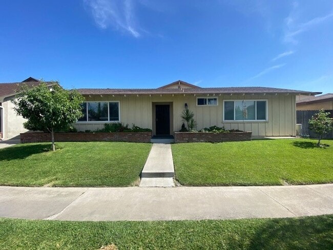 Lime6042 - Lime6042 Apartment Unit B