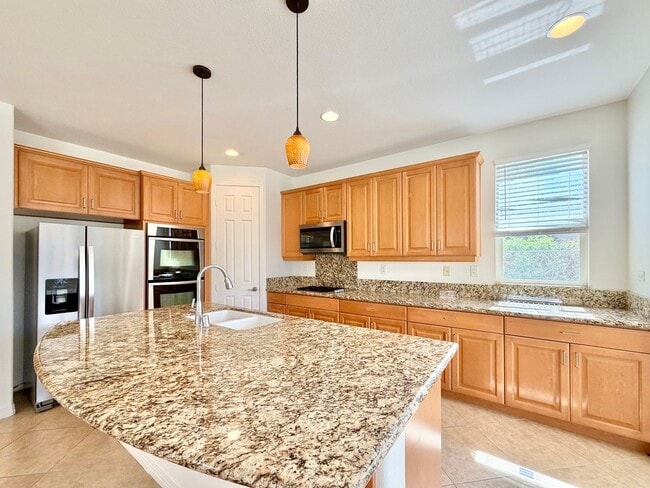 Photo - 73435 Travers St