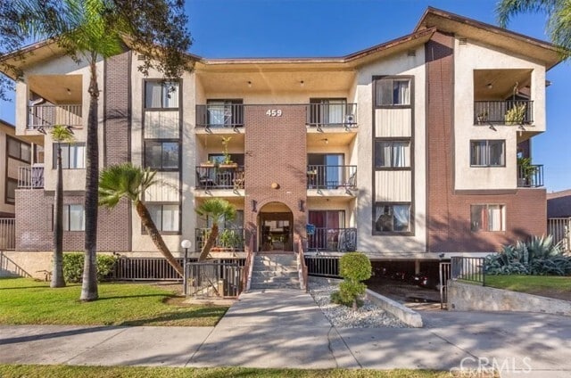 Building Photo - 463 Vine St