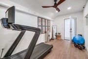 Photo - Premier Apartment Complex Near Hollywood P...