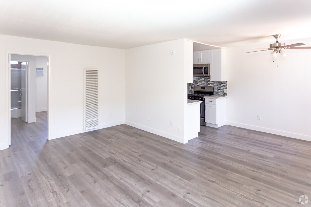 3D Tour - Lankershim Apartments
