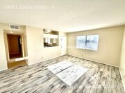 Photo - 2908 E South St Unit 4