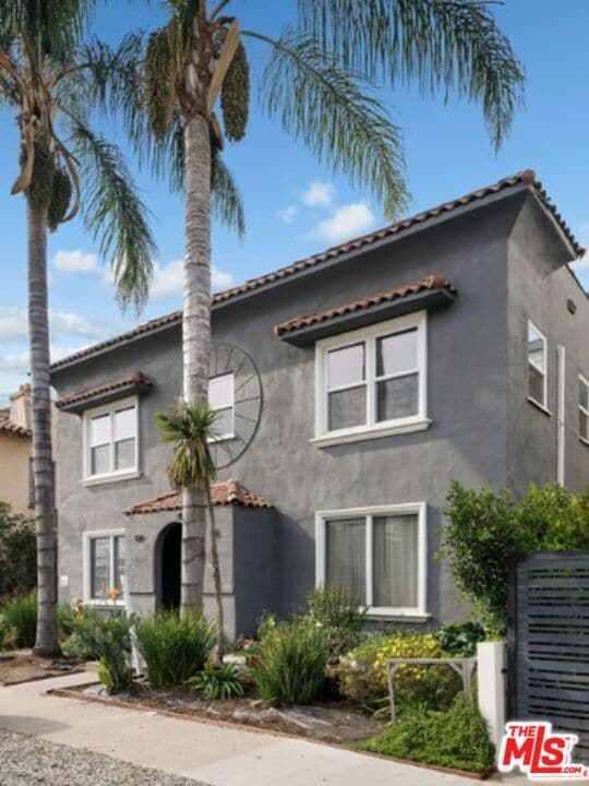 Photo - 409 N Curson Ave