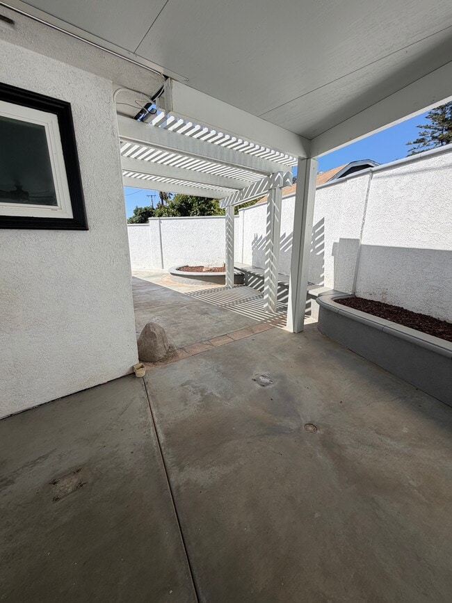 Photo - 407 N Clinton St