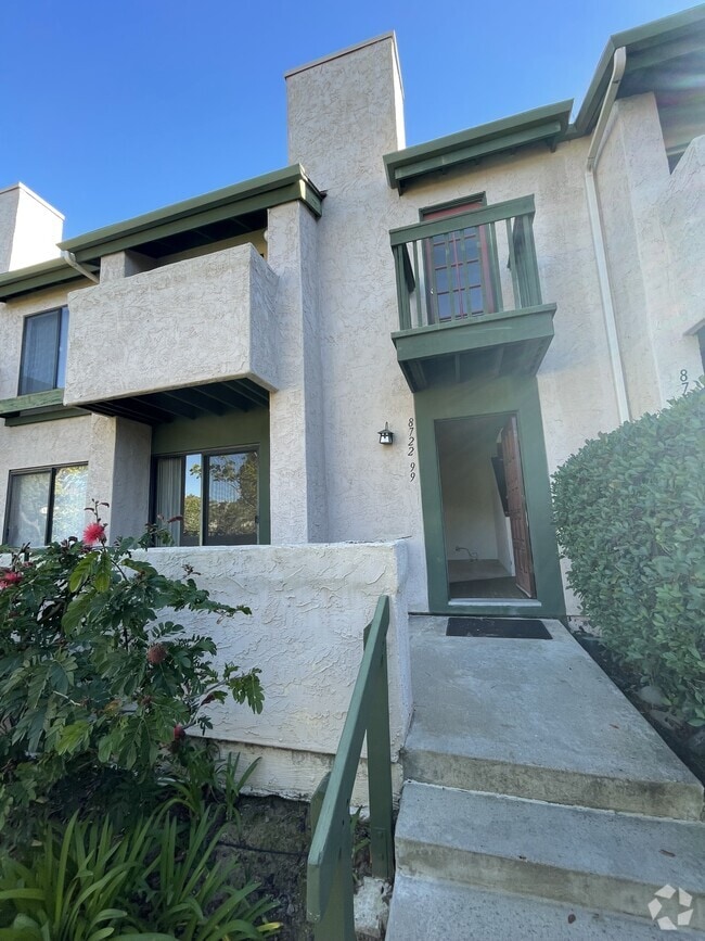 Building Photo - 8722 Villa La Jolla Dr Rental