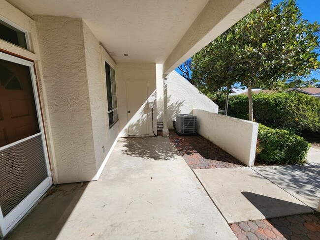Photo - Mira Mesa - Canyon Bluff Complex - 2 Bed 2... Unit 31