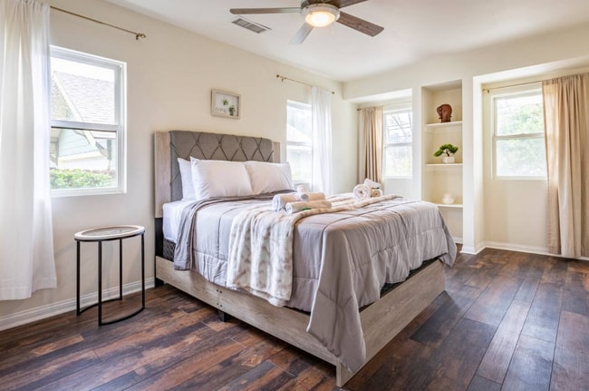 Photo - 3523 Twogood Ln