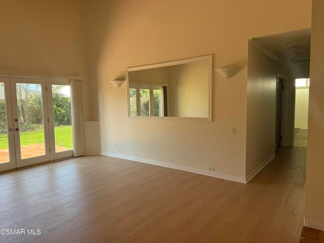 Photo - 2923 E Sierra Dr