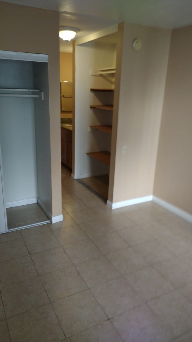 Photo - 5460 White Oak Ave Unit G108