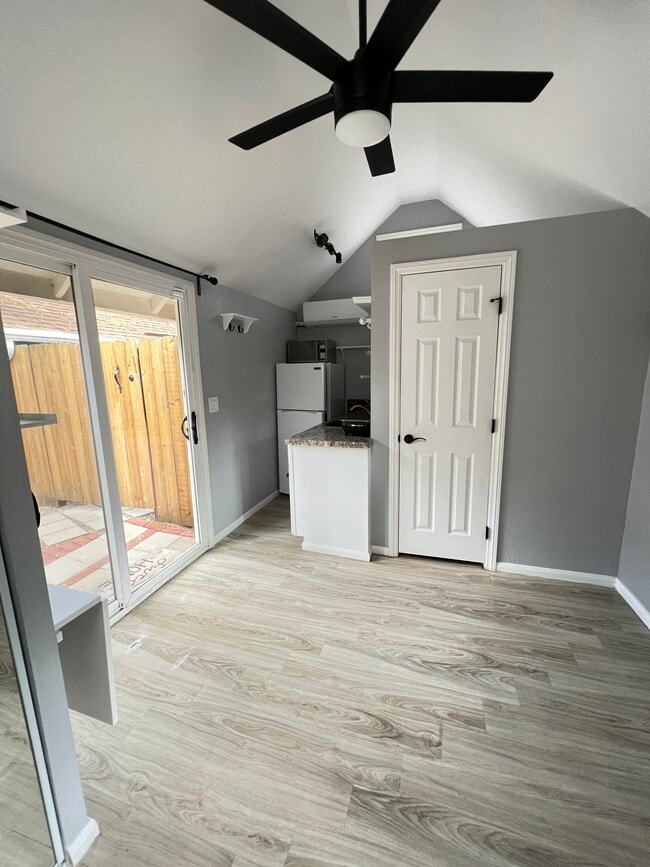 Room from Back - 1357 Ross St Unit Yellow