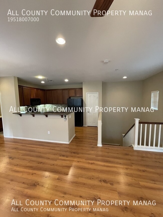 Photo - 31890 Delfina Way